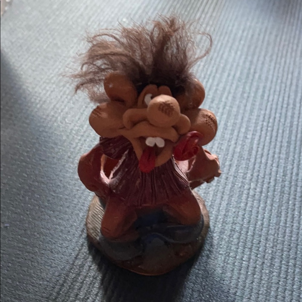 Figurine